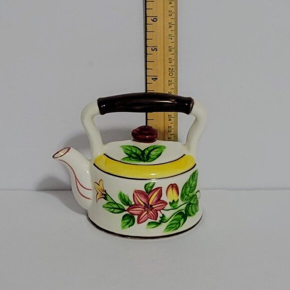 Vintage Ucagco China Hand Painted in Japan Small Teapot Planter ~ Succulents - Picture 11 of 11